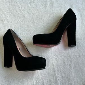 3-4inch heels Betsy Johnson heels